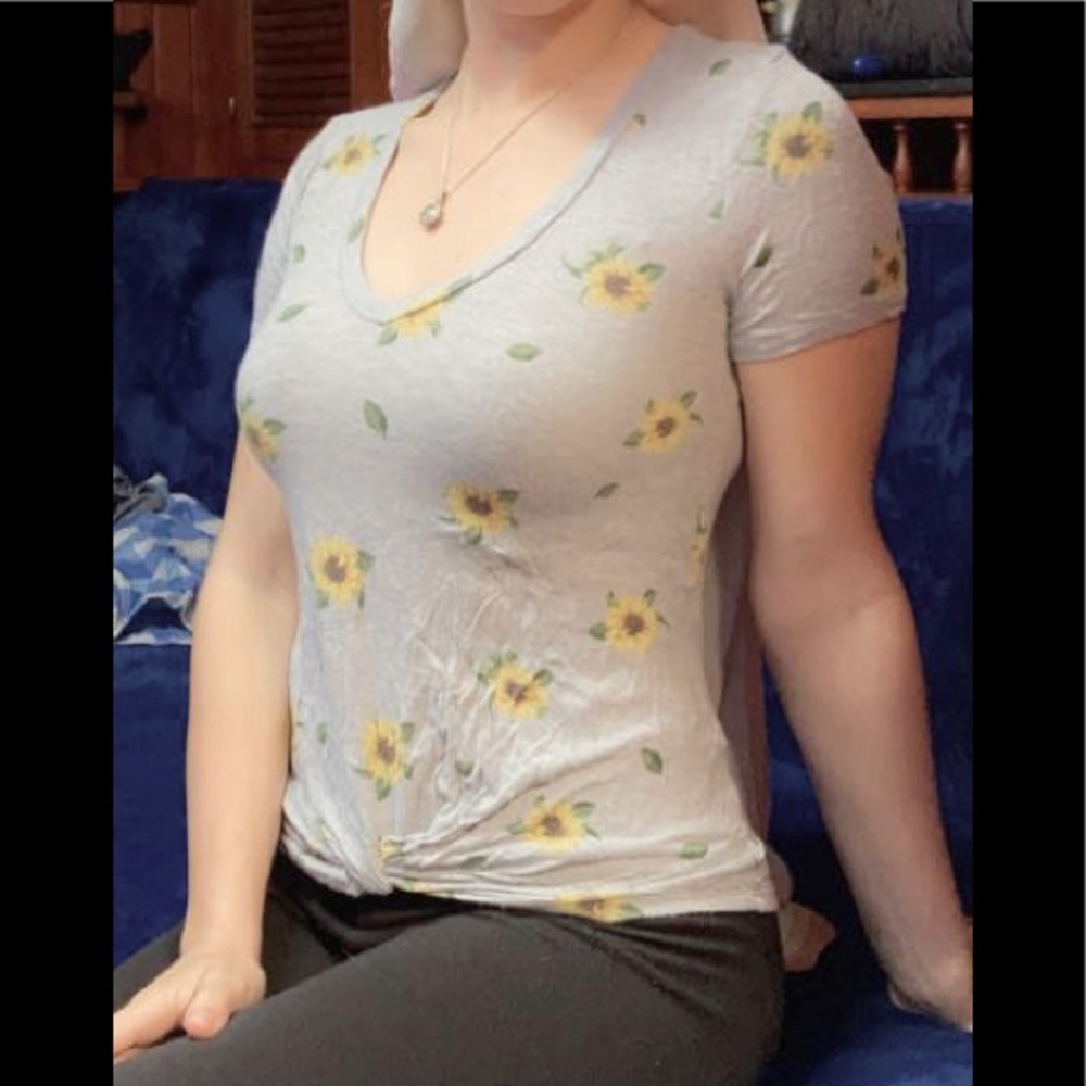 Cute tee size medium